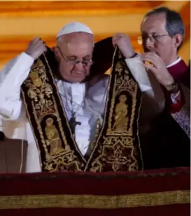  ?? REUTERS ?? På denne dagen i 2013 blir Kardinal Jorge Mario Bergoglio (76) valgt til ny pave. Han tar pavenavnet pave Frans. Han overtok etter pave Benedikt XVI.