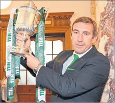  ??  ?? Alan Stubbs was the last nonCeltic manager to lift a trophy when he led Hibs to Scottish Cup success in 2016