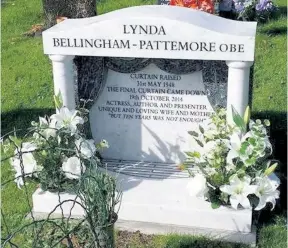  ??  ?? Michael, with his new book My Lynda, at the cemetery yesterday with the theatrical tribute in white marble to his actress wife, right, he designed