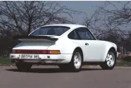  ??  ?? Below SC RS is a rare beast indeed; normal SCS either came with a flat back decklid design or, for Sport models, with a tea tray wing borrowed from the 930 Turbo