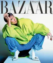  ??  ?? The United States’ Harper’s Bazaar featured Celine Dion wearing jeans with a fleece jacket on its cover.