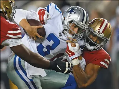  ?? JOSE CARLOS FAJARDO — BAY AREA NEWS GROUP ?? San Francisco 49ers Jeremiah Valoaga was waived to make room for defensive lineman Anthony Zettel, who signed with the team Monday.