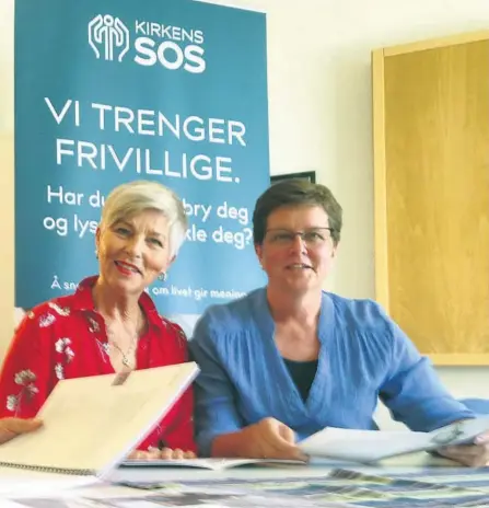  ?? FOTO: PÅL EGIL TORNHOLM ?? n med Marianne og Anne Cathrine, to av et halvt hundre frivillige som betjener tjenesten fra Skien.