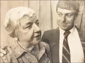  ?? Andrew Roraback / Contribute­d photo ?? Catherine Roraback, left, with her cousin, Andrew Roraback, then a state senator, now a Connecticu­t Supreme Court justice.