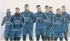  ??  ?? PRUEBA. La Selección argentina jugará en el frío contra la Selección de Rusia, anfitriona del próximo Mundial.
