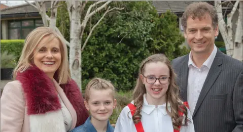  ??  ?? Pictured at the Confirmati­ons of Scoil Chualann and Gaelscoil Ui Cheadaigh at Our Lady Queen of Peace church wereJasmin­e, Mary, Alan and Kimberly Kennedy.