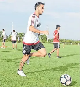  ??  ?? El hombre del gol. Scocco hizo cinco en la Copa y será titular mañana.