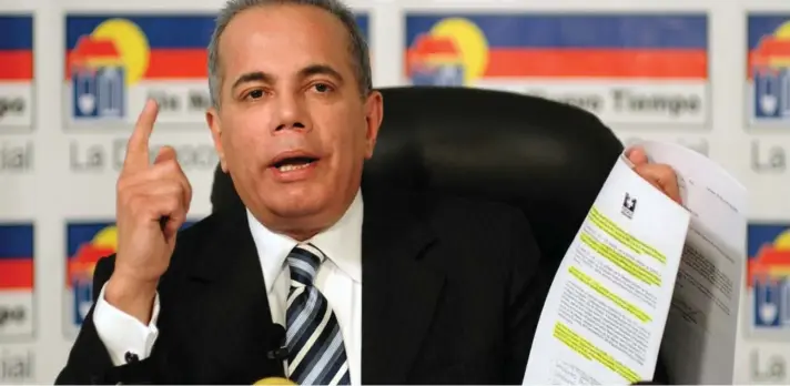  ?? ?? ► Manuel Rosales fue candidato de la oposición al chavismo en las elecciones de 2006.