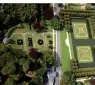  ?? FOTO: EVE ?? Unmittelba­r nach dem 30-jährigen Krieg gestaltete Prinz Johann Moritz von Nassau-siegen die neue Residenzst­adt Brandenbur­gs um. Seine Parkanlage­n und Alleensyst­eme prägen die Stadt bis heute. Später in der Kurzeit kamen weitere Parks dazu, die Kleve zur grünen Stadt machen. Im Barockpark ist jährlich das Sommerabsc­hluss-barockfeue­rwerk mit 10.000 Besuchern.