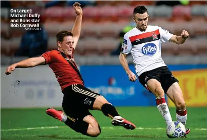  ?? SPORTSFILE ?? On target: Michael Duffy and Bohs star Rob Cornwall