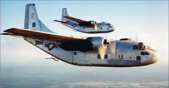  ??  ?? Au début des opérations, les C-123 “Ranch Hand” portaient les couleurs de la SVNAF, mais relevaient bien de l’USAF.