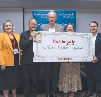  ?? ?? STRONG SUPPORT: At The Chronicle Club event are (from left) The Chronicle general manager Erika Brayshaw, Tony’s Kitchen founder Tony Hurle, Redcliffe Dolphins coach Wayne Bennett, Tony’s Kitchen volunteer Carlie Mclaughlin and The Chronicle editor Jordan Philp.