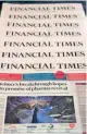  ??  ?? Αντίτυπα των Financial Times στο Λονδίνο.
