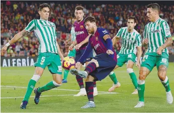  ??  ?? Novo contrato de Messi ajudou a elevar a média salarial do Barcelona
