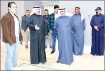 ?? ?? Yousef Abdullah Al-Baidan inspects the facility in the presence of Abdul Aziz Ashour.