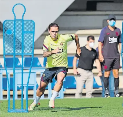  ?? FOTO: FC BARCELONA ?? A tope Tres semanas después de caer lesionado en Valladolid, Antoine Griezmann ya está listo para medirse al Nápoles