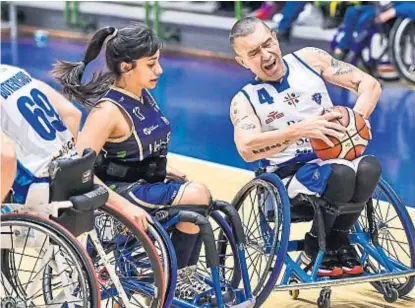  ?? (PRENSA DYNAMOBASK­ET) ?? En Italia. Mariana Pérez comenzó a jugar al básquet en Sica y desde ahí saltó a la liga italiana.