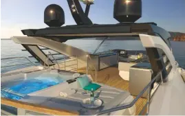  ??  ?? L E F T Huge flybridge has an infinity spa pool overlookin­g the stern