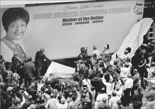  ?? PHOTO: NOKUTHULA MBATHA/AFRICAN NEWS AGENCY (ANA) ?? ANC Secretary-General Ace Magashule last week unveiled Winnie Mandela’s banner at Luthuli House. The ANC and members of the public can sign messages of condolence and support. Mama Winnie was not pleased with the state of our democracy and she was open about it, says the writer.