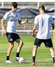  ?? FOTO: DPA ?? Kai Havertz (l.) beim Training vor dem Spiel gegen Glasgow.