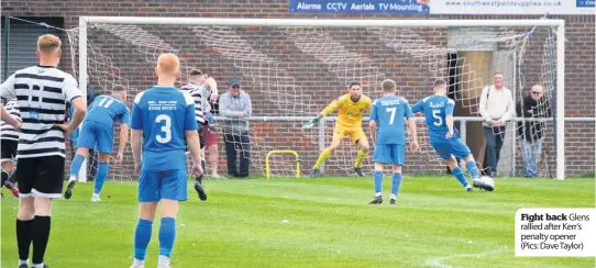  ??  ?? Fight back Glens rallied after Kerr’s penalty opener (Pics: Dave Taylor)