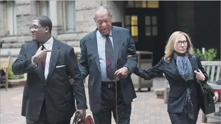  ?? Don Emmert AFP/Getty Images ?? BILL COSBY, center, goes on trial Monday on charges of sexually assaulting one of the 60 women who have made similar accusation­s.