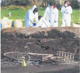  ?? EFE ?? HALLAZGOS. El gobernador de Hidalgo, Omar Fayad, destacó en una conferenci­a de prensa que es posible que en la zona en la que se registró el estallido de la toma clandestin­a, en Tlahuelilp­an, se encuentren más cadáveres.