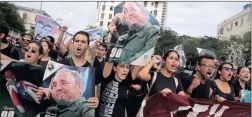  ?? Picture: EPA ?? REMEMBERED: Hundreds of young Cubans gathered at Havana University to remember their revolution­ary leader.