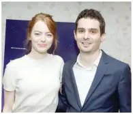  ??  ?? Emma Stone and Damian Chazelle