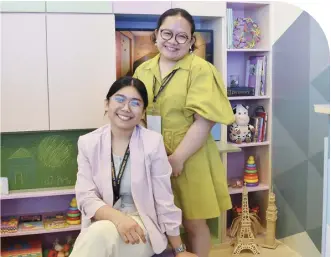  ?? ?? Benilde Interior Design student Donna Angelique Bihasa (left) and her mentor IDr. Candice Arboleda (right). PHOTO COURTESY OF GUILD OF RISING INTERIOR DESIGNERS