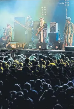  ?? ÀLEX GARCIA / ARCHIVO ?? Tinariwen, en su concierto del Primavera Sound de hace dos años