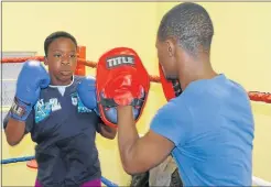  ?? Picture: TEMBILE SGQOLANA ?? AMBITION: Anelisa Mali in the ring