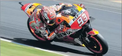  ?? FOTO: EFE ?? Marc Márquez partirá segundo en la parrilla de salida de Le Mans El de Cervera no descarta nada y lo decidirá según vaya la carrera