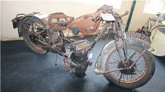  ??  ?? The catalogue said ‘challengin­g project’ but that didn’t stop this Matchless Silver Hawk selling for more than £20,000.