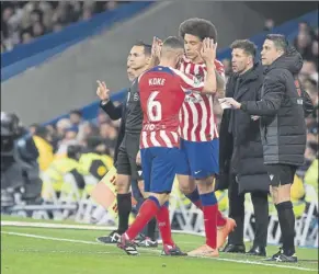  ?? Foto: J.A.SIRVENT ?? Axel Witsel, entrando en un partido desde el banquillo