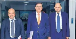  ?? ANIRUDDHA CHOWDHURY/MINT ?? RBI governor Urjit Patel (centre) with deputy governors N S Vishwanath­an (left) and Viral Acharya in Mumbai on Wednesday.