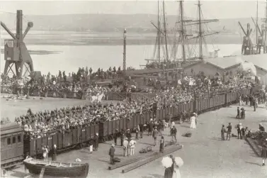  ??  ?? A photograph showing British troops bound for South Africa from The Illustrate­d London News on 11 November 1899. The war, which began a month earlier, lasted until 1902