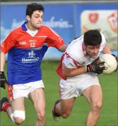  ??  ?? Diarmuid Breen takes off on a run with Jean-Luc Tubritt in pursuit.