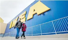  ?? PETER J. THOMPSON/FILES ?? Ikea Canada is exploring new concepts to cater to changing consumer preference­s and address the Amazon threat.