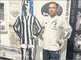  ?? FOTO: JUVENTUS ?? Arthur, de visita en el Museo de la Juventus
Ya hace días que se entrena