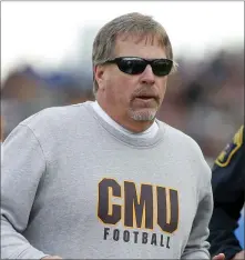  ?? ASSOCIATED PRESS FILE PHOTO ?? Central Michigan coach Jimmcelwai­n — the 2019MAC Coach of the Year — returns for his second season with the Chippewas this year.