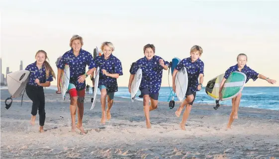  ?? Picture: RICHARD GOSLING ?? MNM boardrider­s club members Phoenix Curtis, Josh Grange, Archer Curtis, Max Deffenti, Mitch Cook and Sophie Bellman stepping out.