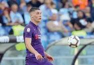  ??  ?? Milenkovic difensore viola che domenica giocherà come centrale