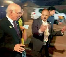  ?? PTI ?? NSA Ajit Doval and PM Sharif’s foreign affairs adviser Sartaj Aziz in Amritsar on Saturday night, a day before the Sixth Heart of Asia Conference. They had a brief interactio­n amid intense strain in Indo-Pak ties in the wake of the Nagrota terror...