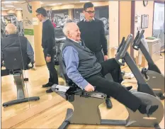  ?? CP-HO/NOVA SCOTIA HEALTH AUTHORITY ?? Former Nova Scotia premier John Buchanan, left, is shown with Jeff Zahavich, Certified Exercise Physiologi­st, ACCESS wellness program.