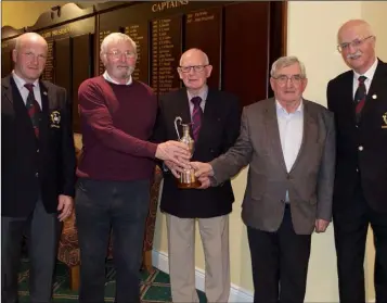  ??  ?? The Wednesday sweep presentati­on in Courtown (from left): John Fitzgerald (Captain), Pat Carthy (joint winner), Pascal Storan, John Kinsella accepting the price on behalf of TomKitt, George Kilbride (President).