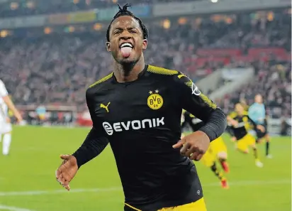  ?? FOTO: IMAGO ?? BVB-Neuzugang Michy Batshuayi bejubelt seinen Treffer zur 2:1Führung gegen Köln. Mit zwei Toren war er entscheide­nd am Sieg der Dortmunder beteiligt.