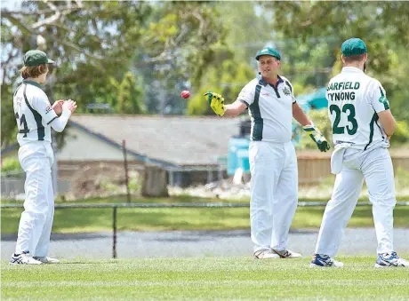  ??  ?? Above: GarfieldTy­nong’s keeper Chad McKie passes on the ball against Yarragon.
He finished with two catches and a stumping on Saturday afternoon.
Jindivick 86 lost to Yarragon 5/107
Catani 149 defeated Western Park 115