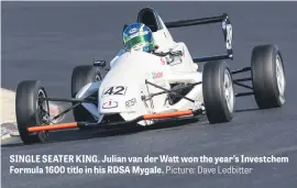  ?? Picture: Dave Ledbitter ?? SINGLE SEATER KING. Julian van der Watt won the year’s Investchem Formula 1600 title in his RDSA Mygale.