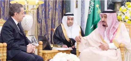  ??  ?? King Salman holds talks with former French President Nicolas Sarkozy in Riyadh on Thursday. (SPA)